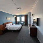 Ss Hotel